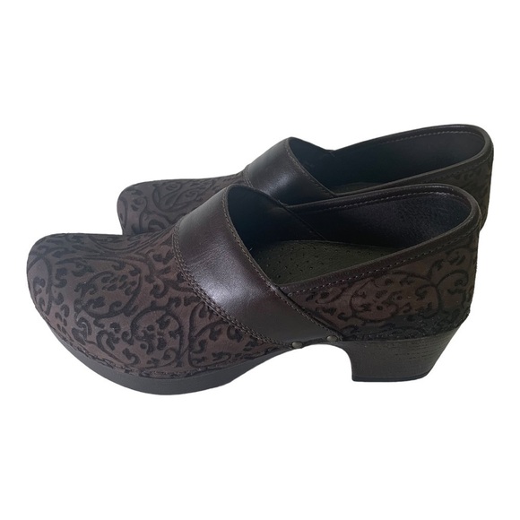 Dansko Brown Suede Leather Patterned l - Picture 6 of 11